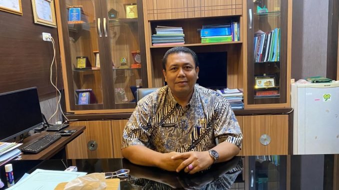 Plt Kepala Dinas Perhubungan Kabupaten Banyuasin Ir. Zakirin SP., MM saat ditemui di ruang kerja