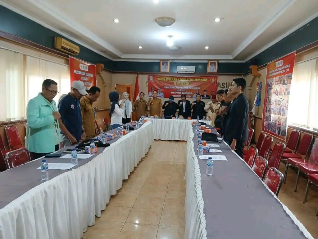Suasana Musyawarah Kabupaten Percasi Banyuasin VI 2026 di ruang rapat Kantor Camat Banyuasin III, Pangkalan Balai