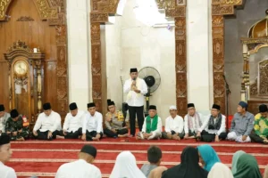 Suasana pembukaan Safari Ramadhan 1447 H Pemkab Banyuasin di Masjid Agung Al-Amir, dihadiri unsur pemerintah dan tokoh masyarakat.