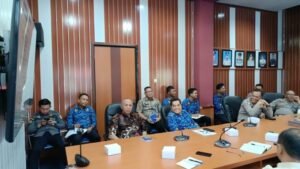 Peserta rapat Forum Lalu Lintas dan Angkutan saat koordinasi di ruang rapat Dinas Perhubungan Provinsi Sumatera Selatan