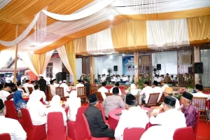 Suasana Safari Ramadhan 1447 H di Kelurahan Sukajadi, Kecamatan Talang Kelapa, Banyuasin, dihadiri tokoh masyarakat dan tamu undangan.